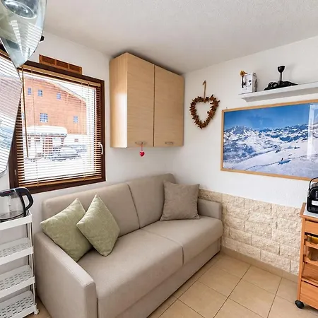 Apartment - Inout - 5 Beds Flat Lez-003 *