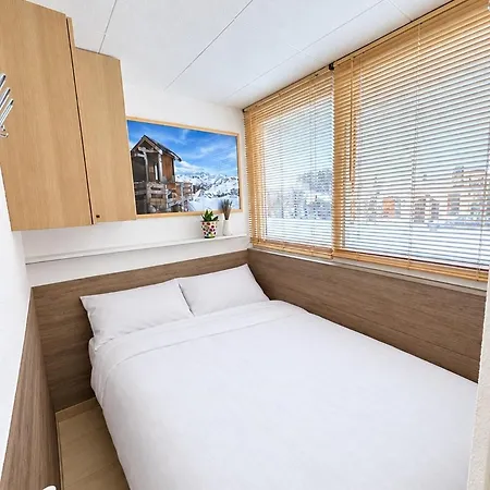 - Inout - 5 Beds Flat Lez-003 Apartment